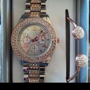 WATCH AND MATCHING BANGLE GOLD TONED NEW